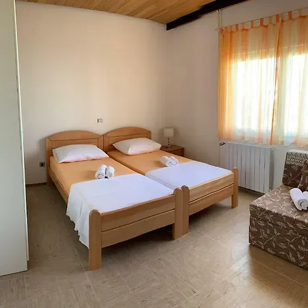 Apartman Marinko