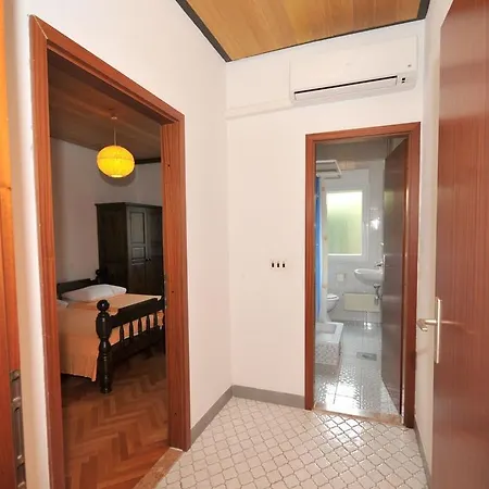 Apartment Marinko *
